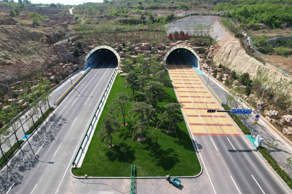 旅游路东延 改.jpg